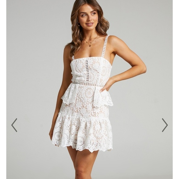 Showpo Dress Women Size 4 Small Lace Mini Ruffled White Fit & Flare CC - Picture 1 of 9